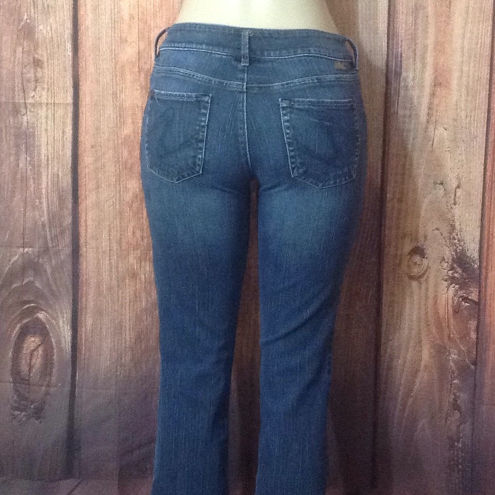 🦋 Silver jeans Julia boot cut jeans size 28x30